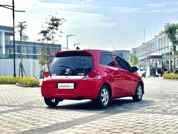Brio E AT Merah 2018 - Gambar 7