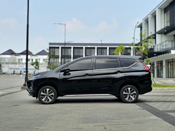 Xpander Sport AT Hitam 2019 - Gambar 4