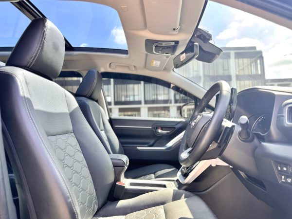 Innova Zenix Q HV modelista TSS AT 2024 - Gambar 17