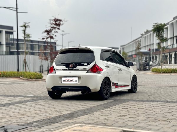 Brio RS MT Putih 2017 - Gambar 5