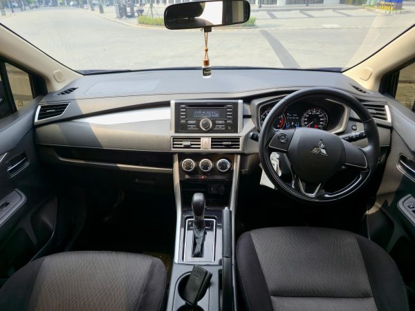 Xpander Sport AT Hitam 2019 - Gambar 10