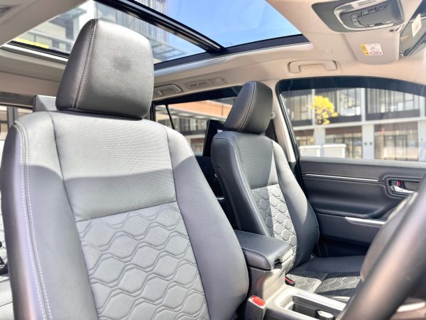 Innova Zenix Q HV modelista TSS AT 2024 - Gambar 11