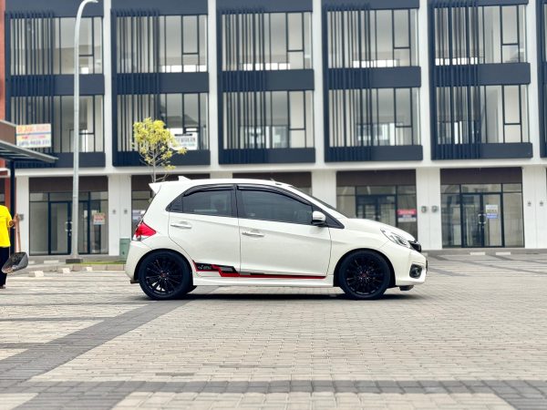 Brio RS MT Putih 2017 - Gambar 2
