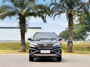 Toyota Rush S TRD AT Hitam 2021