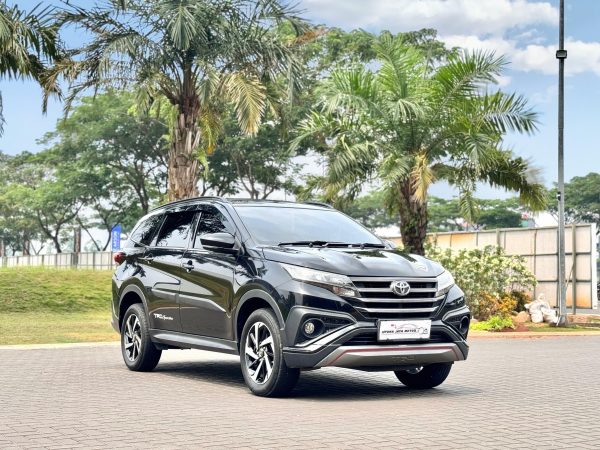 Toyota Rush S TRD AT Hitam 2021 - Gambar 2