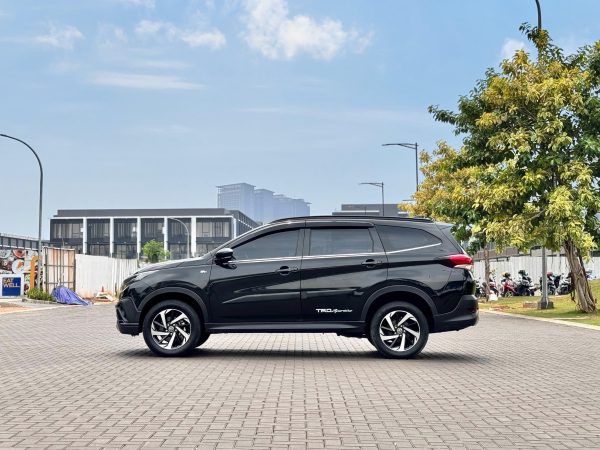Toyota Rush S TRD AT Hitam 2021 - Gambar 5