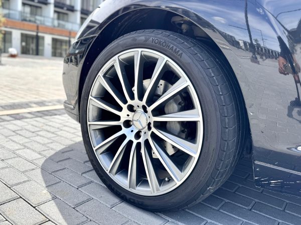 Mercedes S300 L, Hitam 2011 - Gambar 11