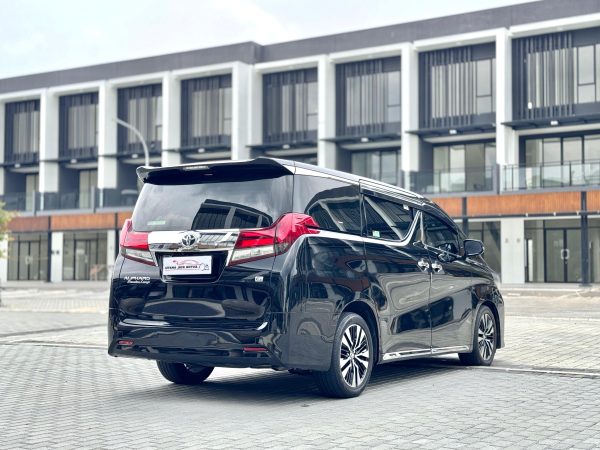 TOYOTA ALPHARD 2.5 G ATPM HITAM - Gambar 3