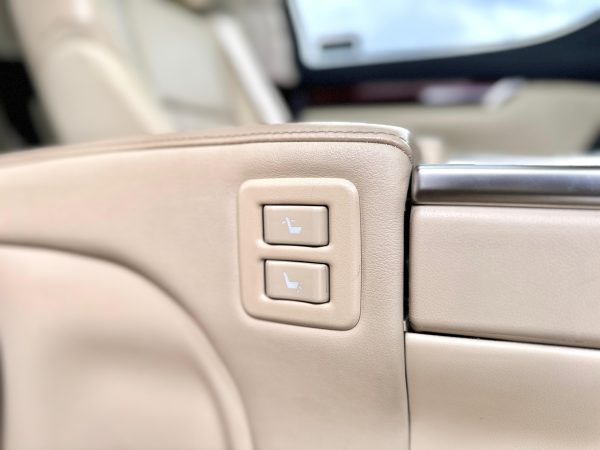 TOYOTA ALPHARD 2.5 G ATPM HITAM - Gambar 20