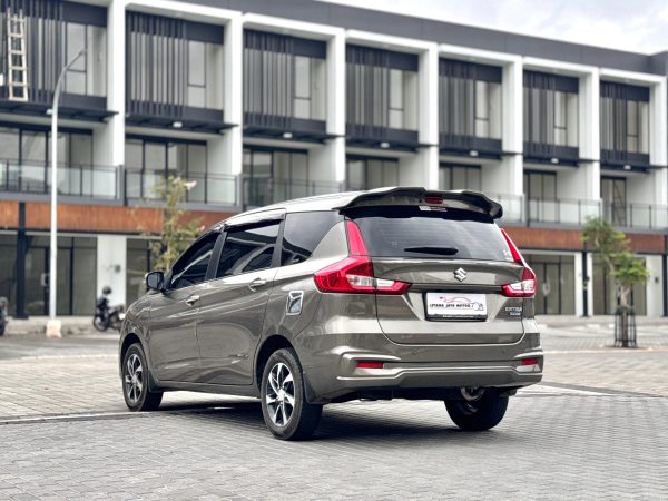 SUZUKI ERTIGA HYBRIB GX AT,ABU 2023 - Gambar 7