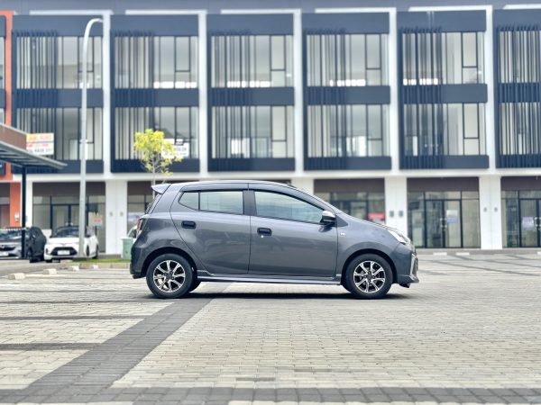 Daihatsu Ayla 1.2 R AT Abu 2021 - Gambar 6