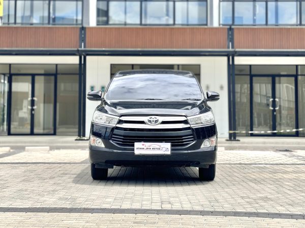Toyota Innova 2.0 G AT Hitam