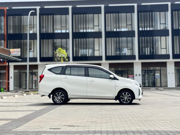 Toyota Calya G AT Putih 2022 - Gambar 3
