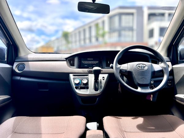Toyota Calya G AT Putih 2022 - Gambar 9
