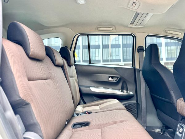 Toyota Calya G AT Putih 2022 - Gambar 10
