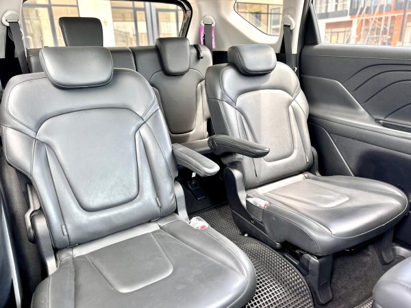 Hyundai Stargazer Prime AT Hitam - Gambar 14