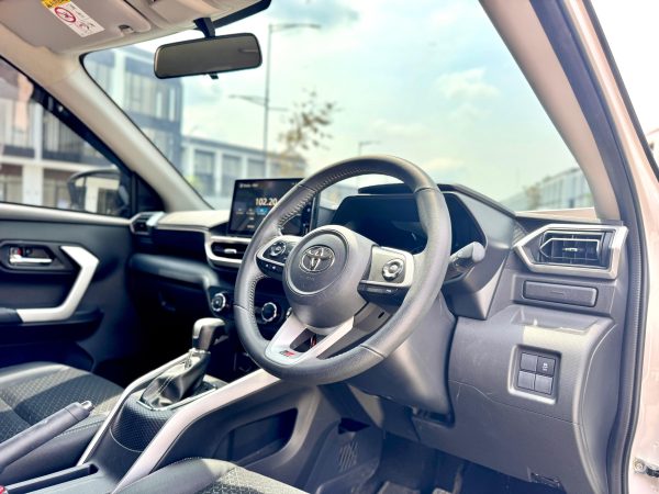 Toyota Raize 1.0 Gr Sport At Putih 2023 - Gambar 10