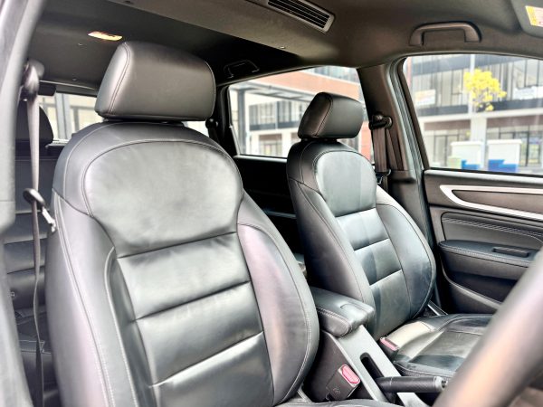 Honda BRV Prestige Sensing AT Silver 2022 - Gambar 9