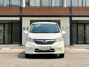 Honda Freed S (acdb) Putih 2013