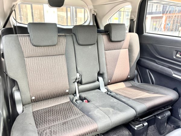 Toyota Avanza 1.5 G AT PUTIH 2024 - Gambar 13