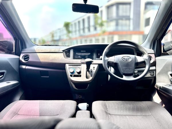 Toyota Calya G AT. Hitam 2022 - Gambar 9