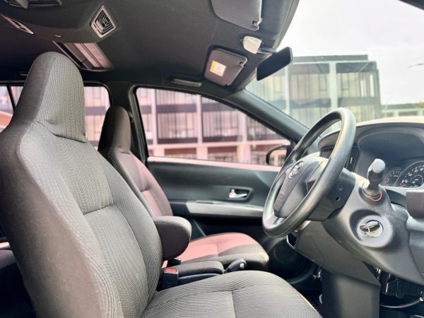 Toyota Calya G AT. Hitam 2022 - Gambar 10