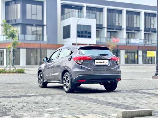 Honda HRV 1.5 SE AT Abu 2020 - Gambar 4