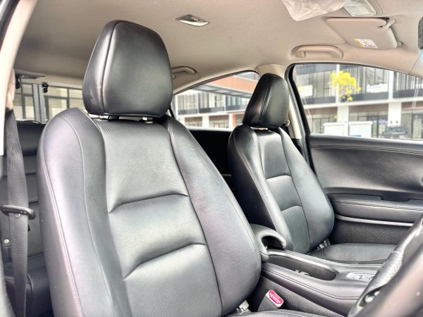 Honda HRV 1.5 SE AT Abu 2020 - Gambar 12