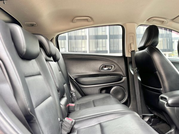 Honda HRV 1.5 SE AT Abu 2020 - Gambar 14
