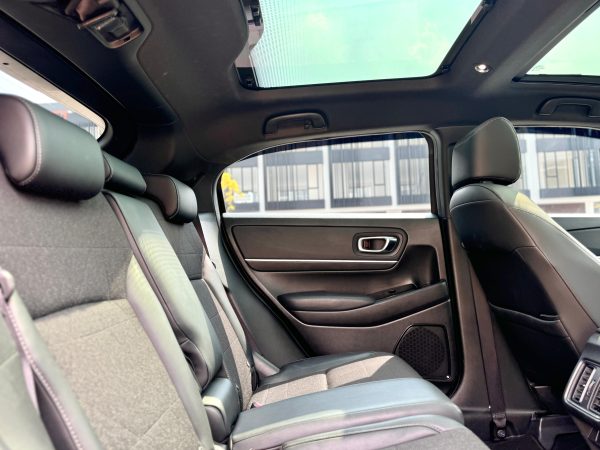 Honda HRV SE CVT Abu 2023 - Gambar 14