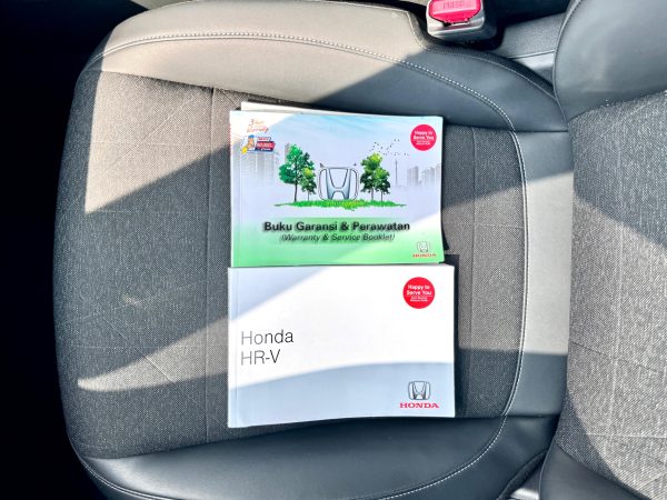 Honda HRV SE CVT Abu 2023 - Gambar 16
