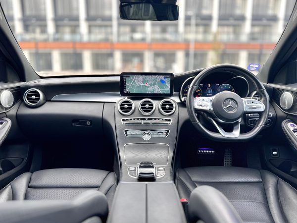Mercedes C300 AMG Line Hitam 2019 - Gambar 17