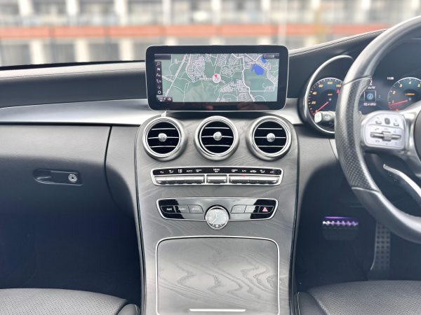 Mercedes C300 AMG Line Hitam 2019 - Gambar 22