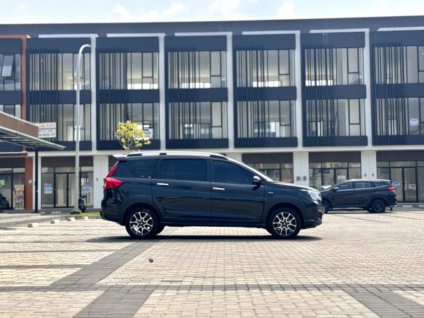 XL 7 BeTa AT Hitam 2022 - Gambar 4