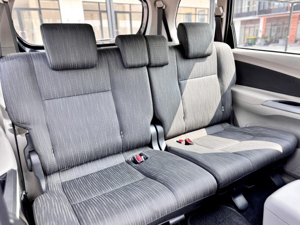 Avanza G AT Hitam 2020 - Gambar 10