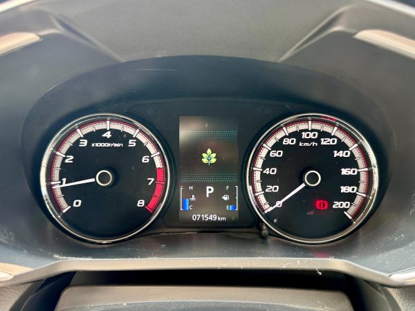 Xpander Sport AT Abu 2019 - Gambar 9
