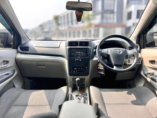 Avanza G AT Hitam 2020 - Gambar 13