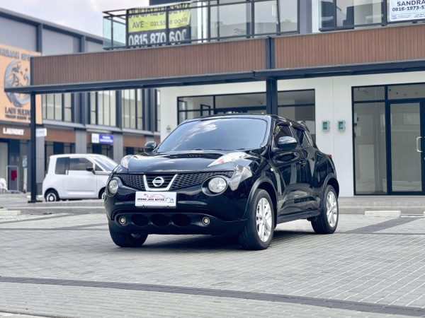 JUKE RX AT HITAM 2012 - Gambar 3