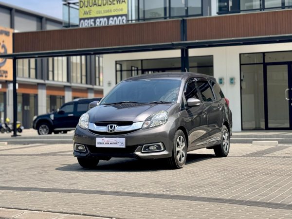 Mobilio E Prestige AT Abu 2016 - Gambar 2