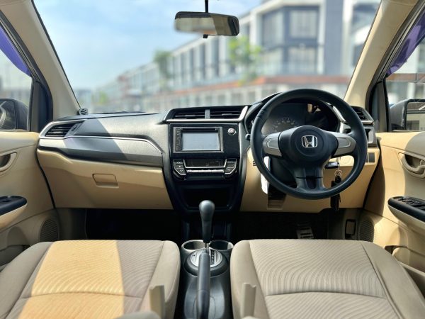 Mobilio E Prestige AT Abu 2016 - Gambar 15