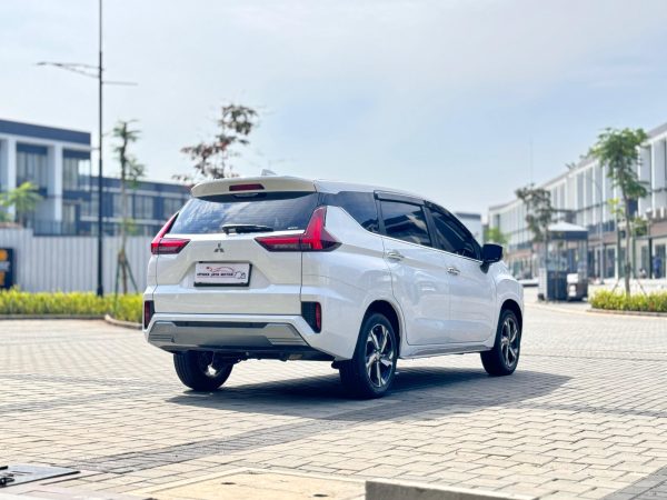 XPANDER ULTIMATE AT PUTIH 2023 - Gambar 6