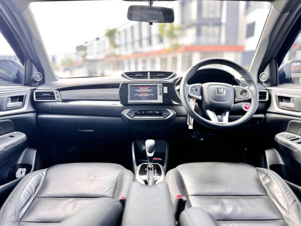 BRV PRESTIGE AT HITAM 2023 - Gambar 9
