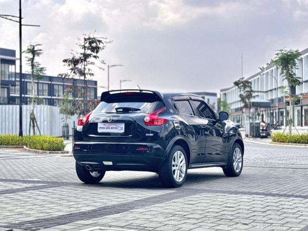 JUKE RX AT HITAM 2012 - Gambar 4
