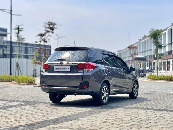 Mobilio E Prestige AT Abu 2016 - Gambar 4