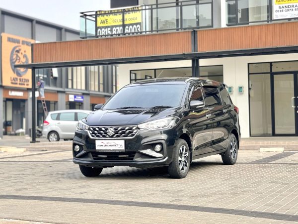 ERTIGA GX AT HITAM 2021 - Gambar 3