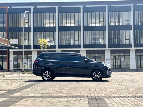AVANZA VELOZ 1.5 Q AT HITAM 2022 - Gambar 5