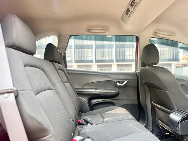 BRV E PRESTIGE CVT MERAH 2016 - Gambar 13