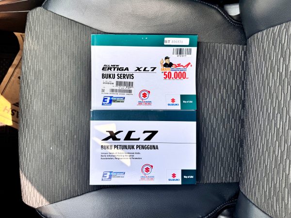 XL7 Beta AT Hitam 2021 - Gambar 15