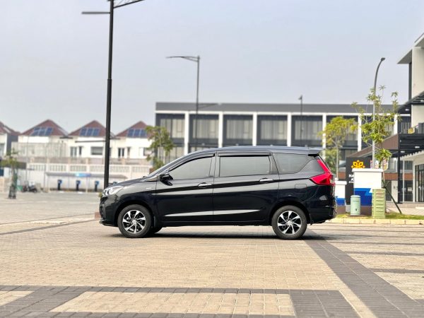 ERTIGA GX AT HITAM 2021 - Gambar 5