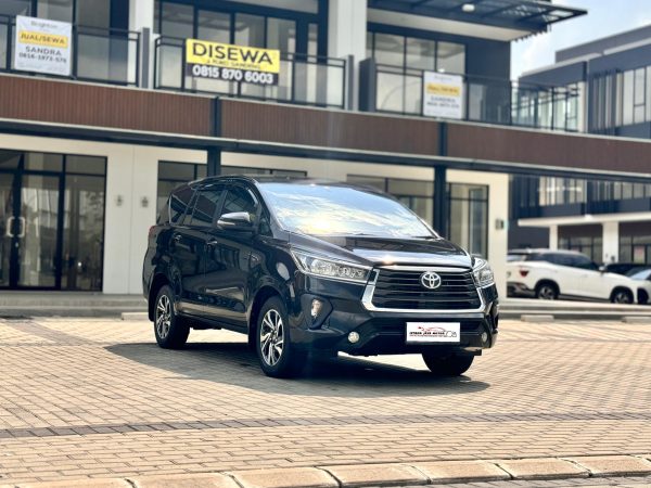 INNOVA 2.4 G AT HITAM 2022 - Gambar 3